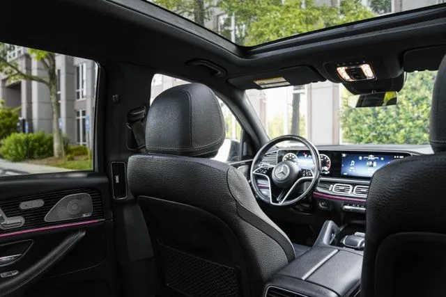 Mercedes-Benz GLS photo 43