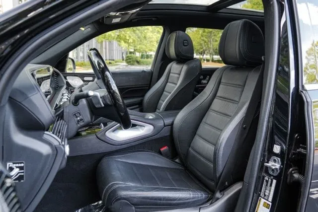 Mercedes-Benz GLS photo 39