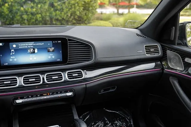 Mercedes-Benz GLS photo 28