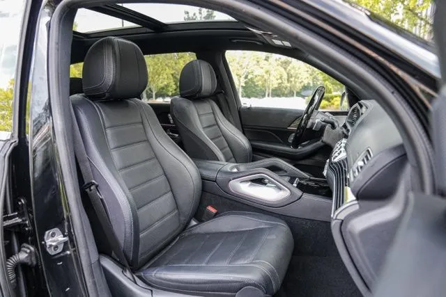 Mercedes-Benz GLS photo 40