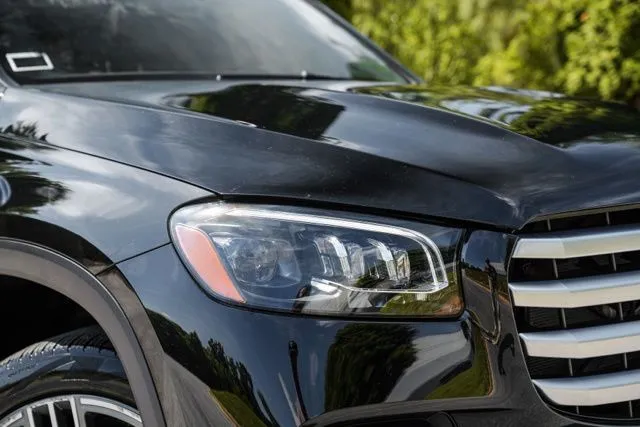 Mercedes-Benz GLS photo 8