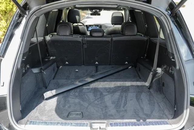 Mercedes-Benz GLS photo 20