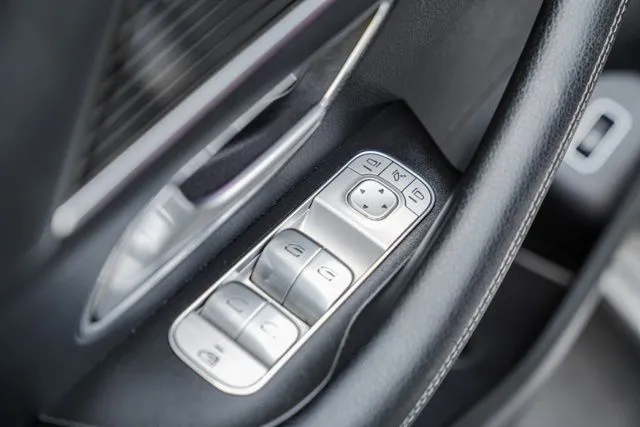 Mercedes-Benz GLS photo 51