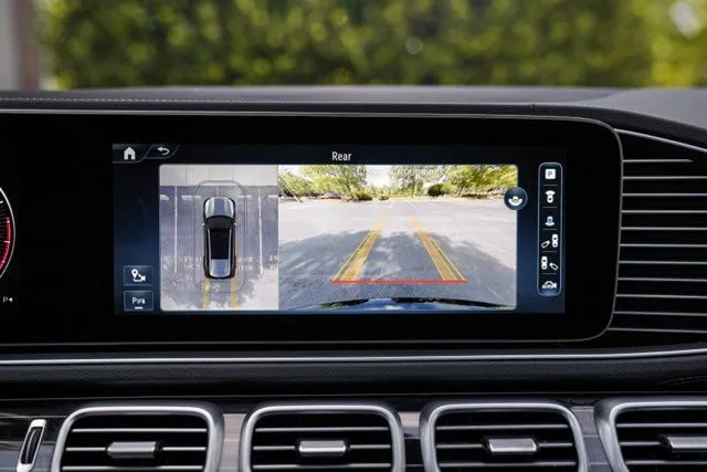 Mercedes-Benz GLS photo 34