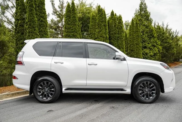 Lexus GX photo 12