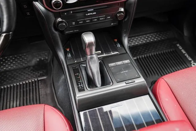Lexus GX photo 36