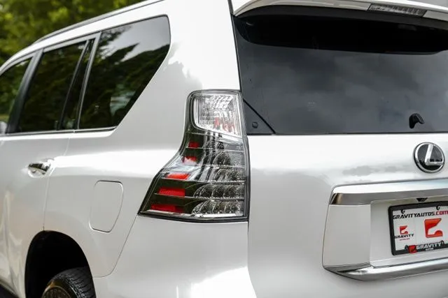 Lexus GX photo 15
