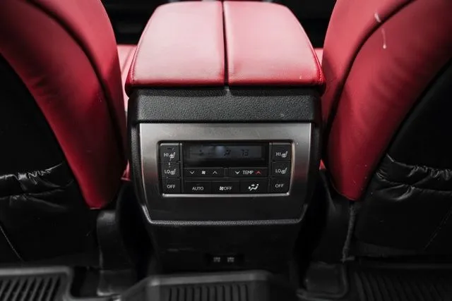 Lexus GX photo 46