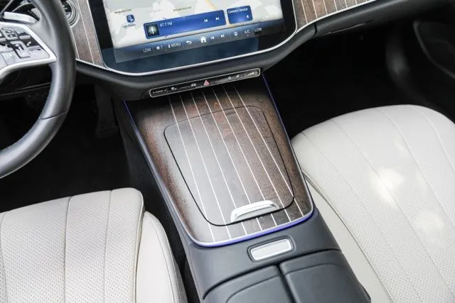 Mercedes-Benz E-Class photo 36