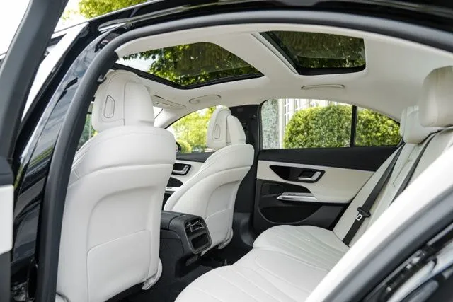 Mercedes-Benz E-Class photo 42