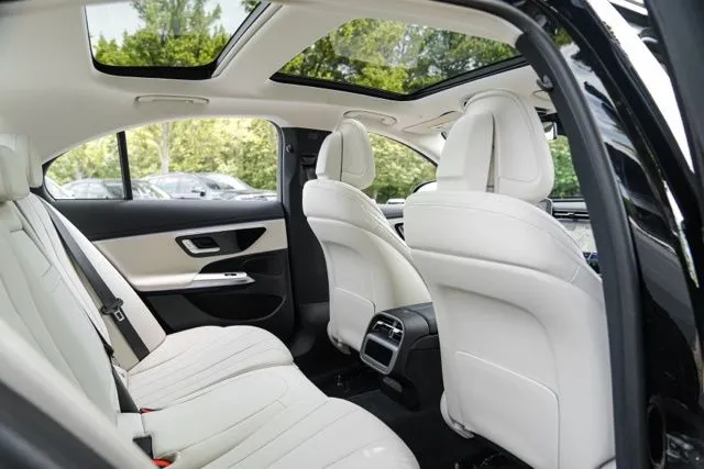 Mercedes-Benz E-Class photo 43