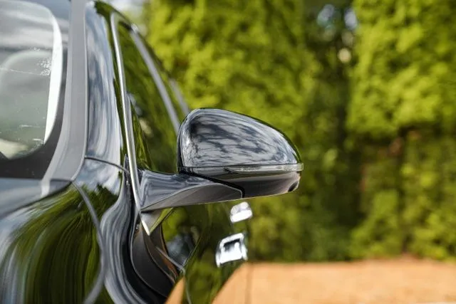 Mercedes-Benz E-Class photo 20
