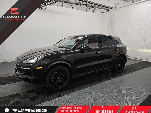 2023 Porsche Cayenne Platinum Edition's photo