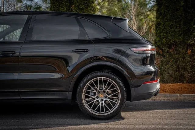 2022 Porsche Cayenne Platinum Edition - Photo 14