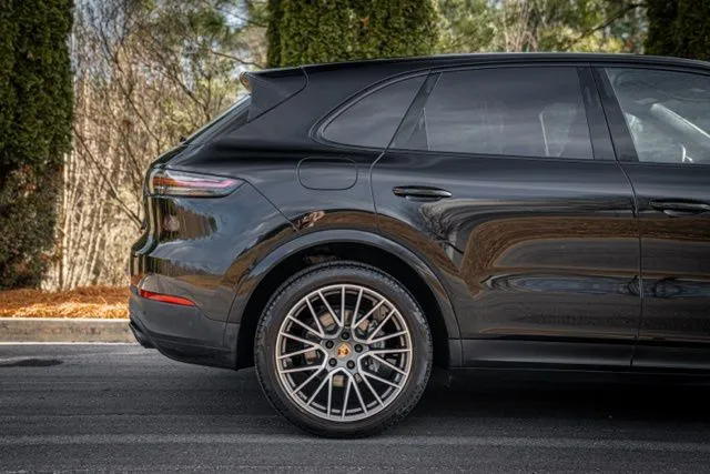 2022 Porsche Cayenne Platinum Edition - Photo 10