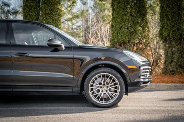 2022 Porsche Cayenne Platinum Edition - Photo 11