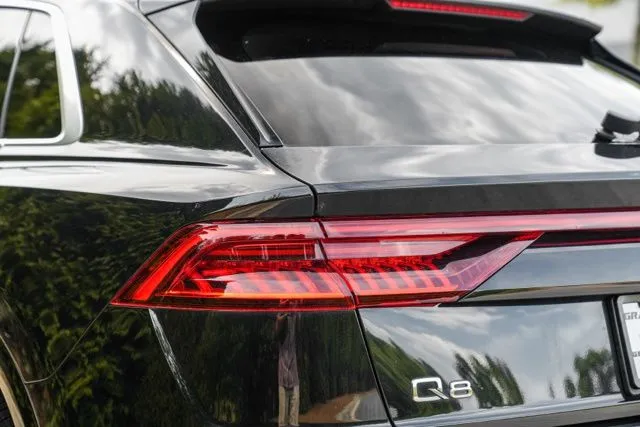 Audi Q8 photo 15