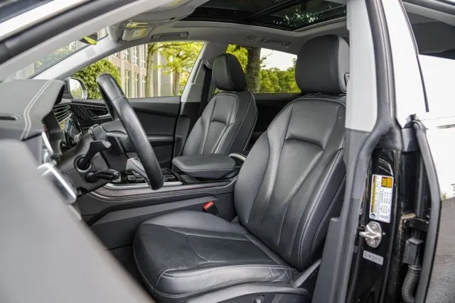 Audi Q8 photo 38