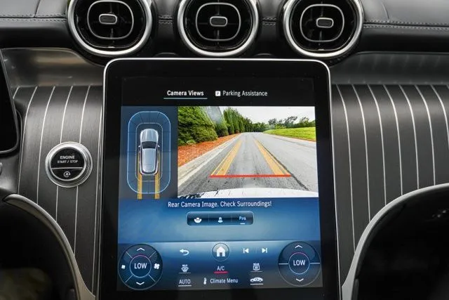 Mercedes-Benz GLC photo 34