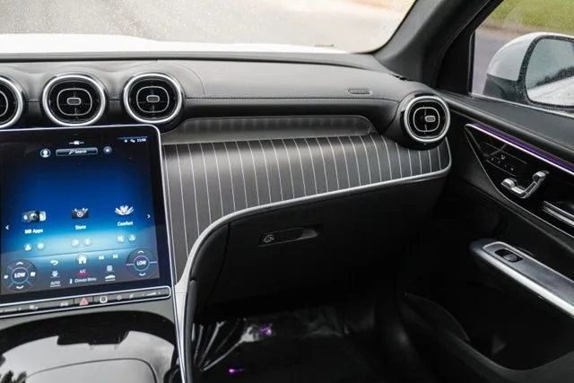 Mercedes-Benz GLC photo 27