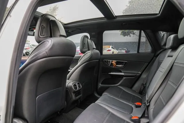 Mercedes-Benz GLC photo 37