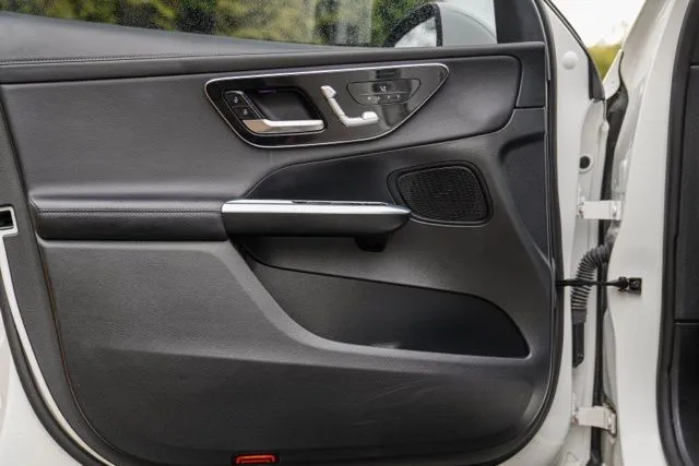 Mercedes-Benz GLC photo 42