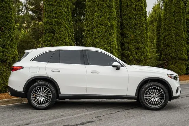 Mercedes-Benz GLC photo 12