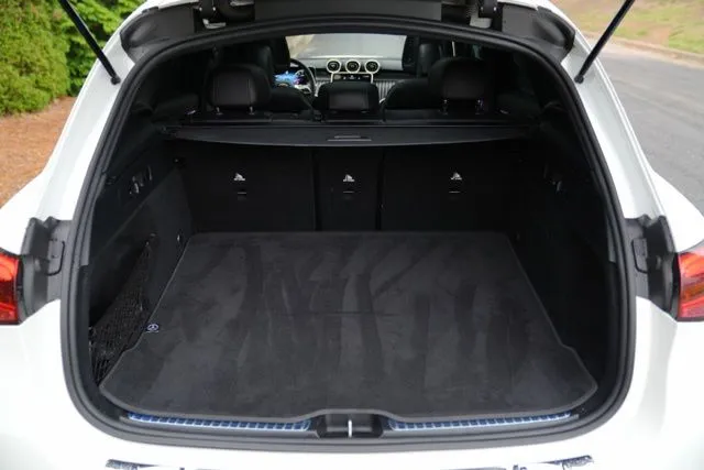 Mercedes-Benz GLC photo 21