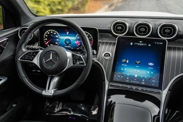 Mercedes-Benz GLC photo 26