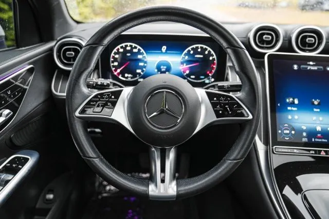 Mercedes-Benz GLC photo 28