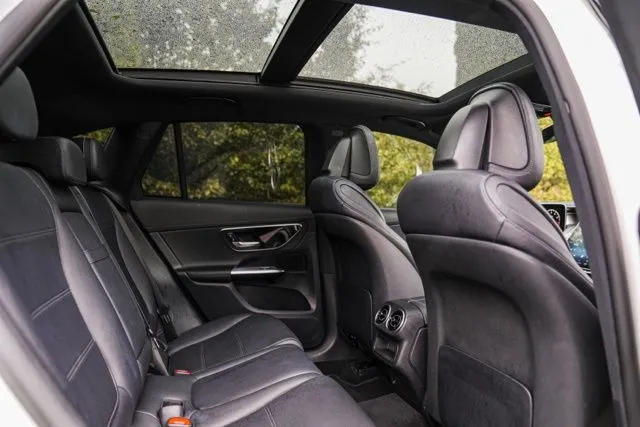 Mercedes-Benz GLC photo 38