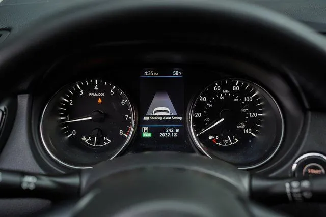 2020 Nissan Rogue SL - Photo 25