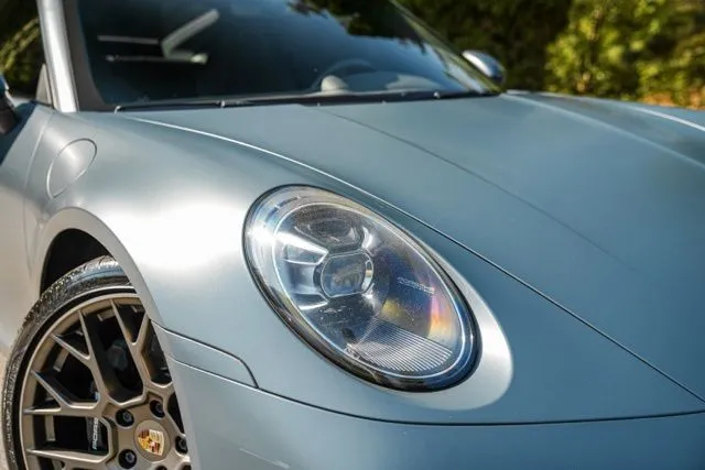 Porsche 911 photo 9