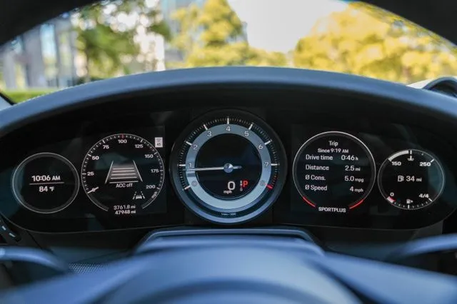 Porsche 911 photo 34