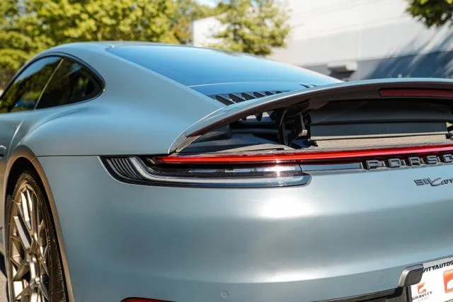 Porsche 911 photo 22