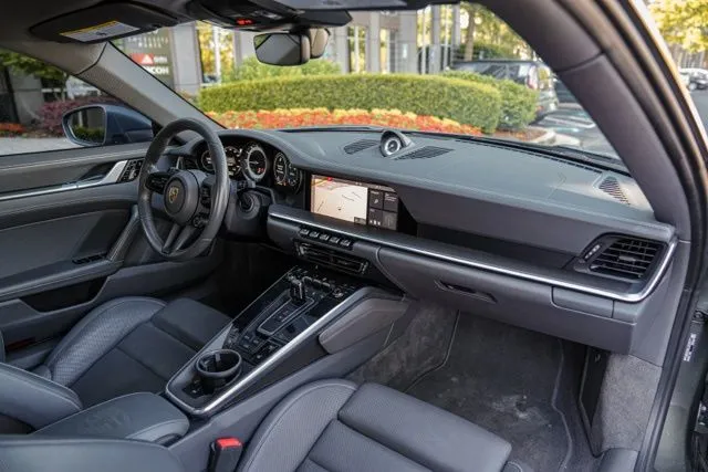 Porsche 911 photo 28