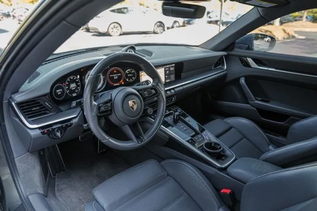 Porsche 911 photo 27