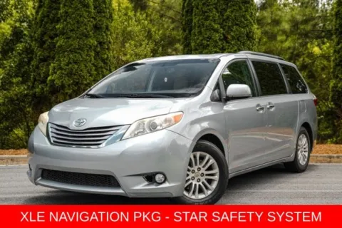 Silver 2015 Toyota Sienna XLE for sale in Duluth, GA