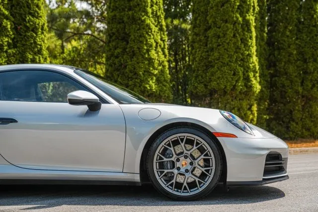 Porsche 911 photo 14