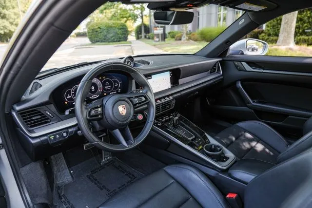 Porsche 911 photo 22
