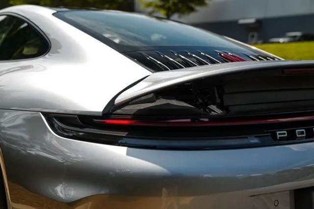 Porsche 911 photo 15