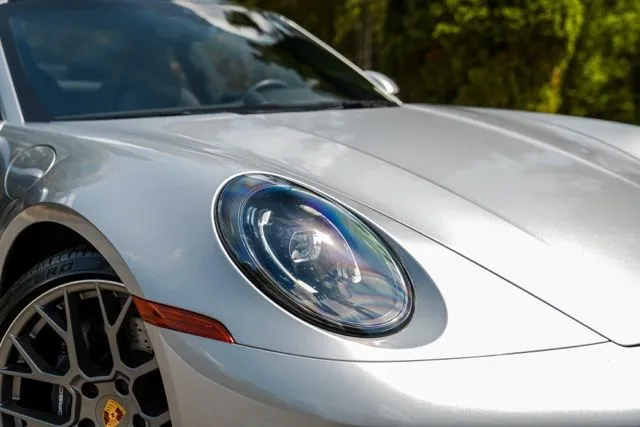 Porsche 911 photo 8