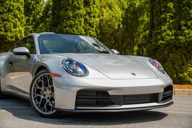 Porsche 911 photo 6