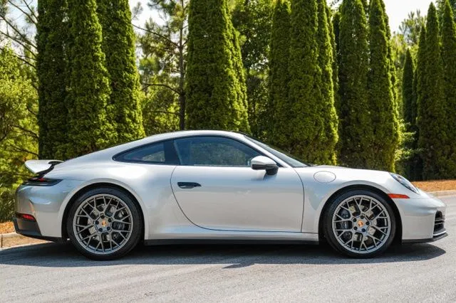 Porsche 911 photo 12