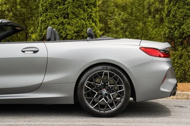 BMW M8 photo 7