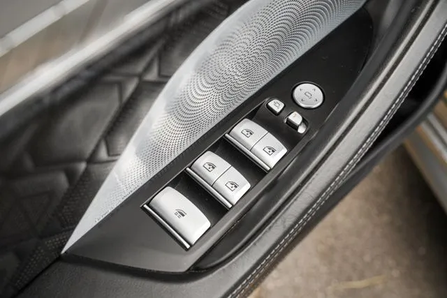 BMW M8 photo 35