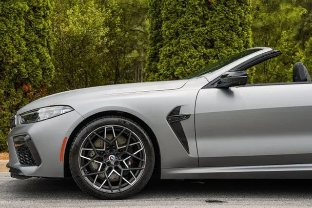 BMW M8 photo 6