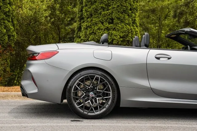 BMW M8 photo 9
