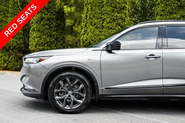 Acura MDX photo 9