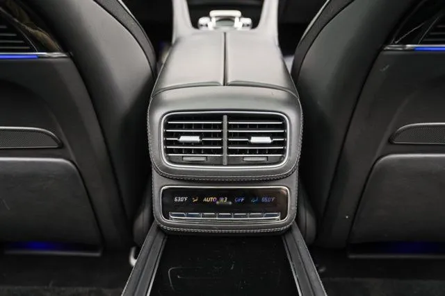 Mercedes-Benz GLS photo 52